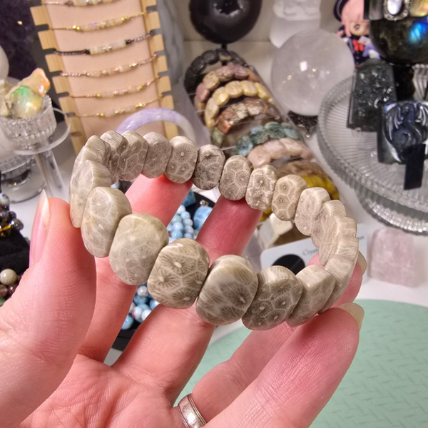 Koraal 'Jade' Agaat / Grey Coral Jade Bangle (CJ30)