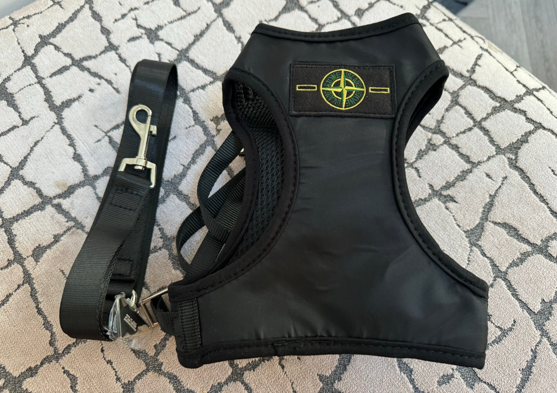 BONE ISLAND HARNESS & LEAD