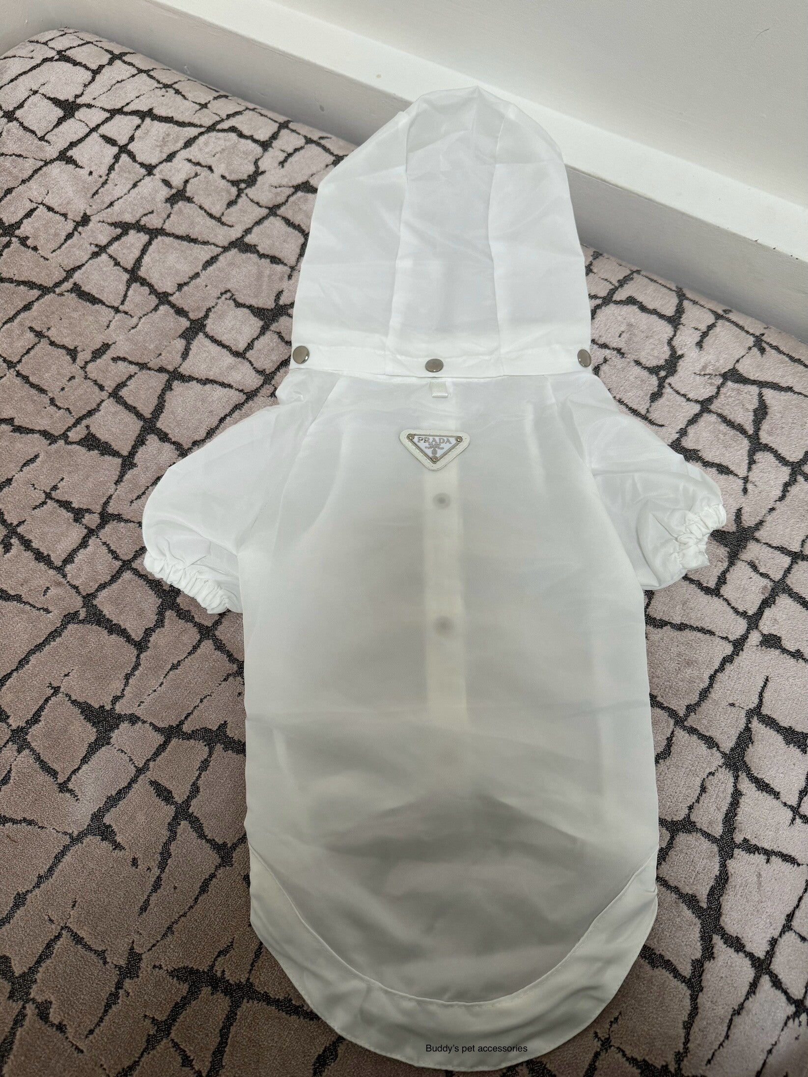 WHITE PAWDA RAINCOAT