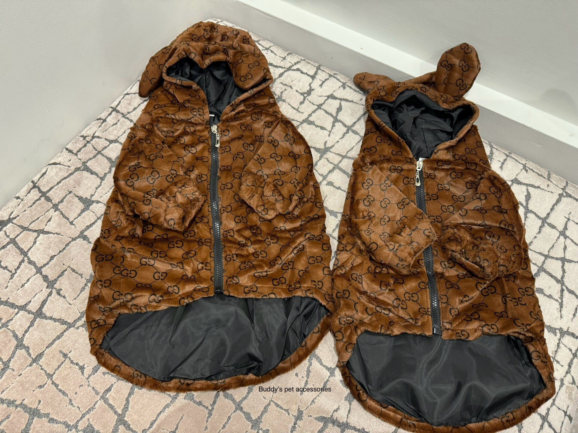 BROWN FLUFFY POOCHI JACKET