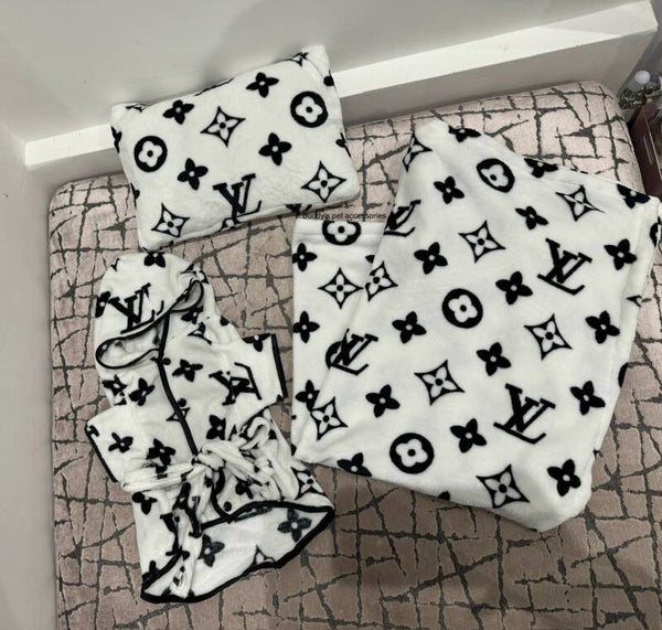 CHEWY VUITTON PILLOW, BLANKET & ROPE SET