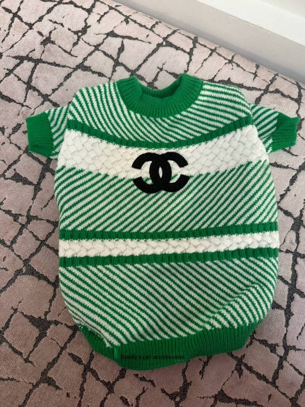 GREEN CHEWNEL SWEATER