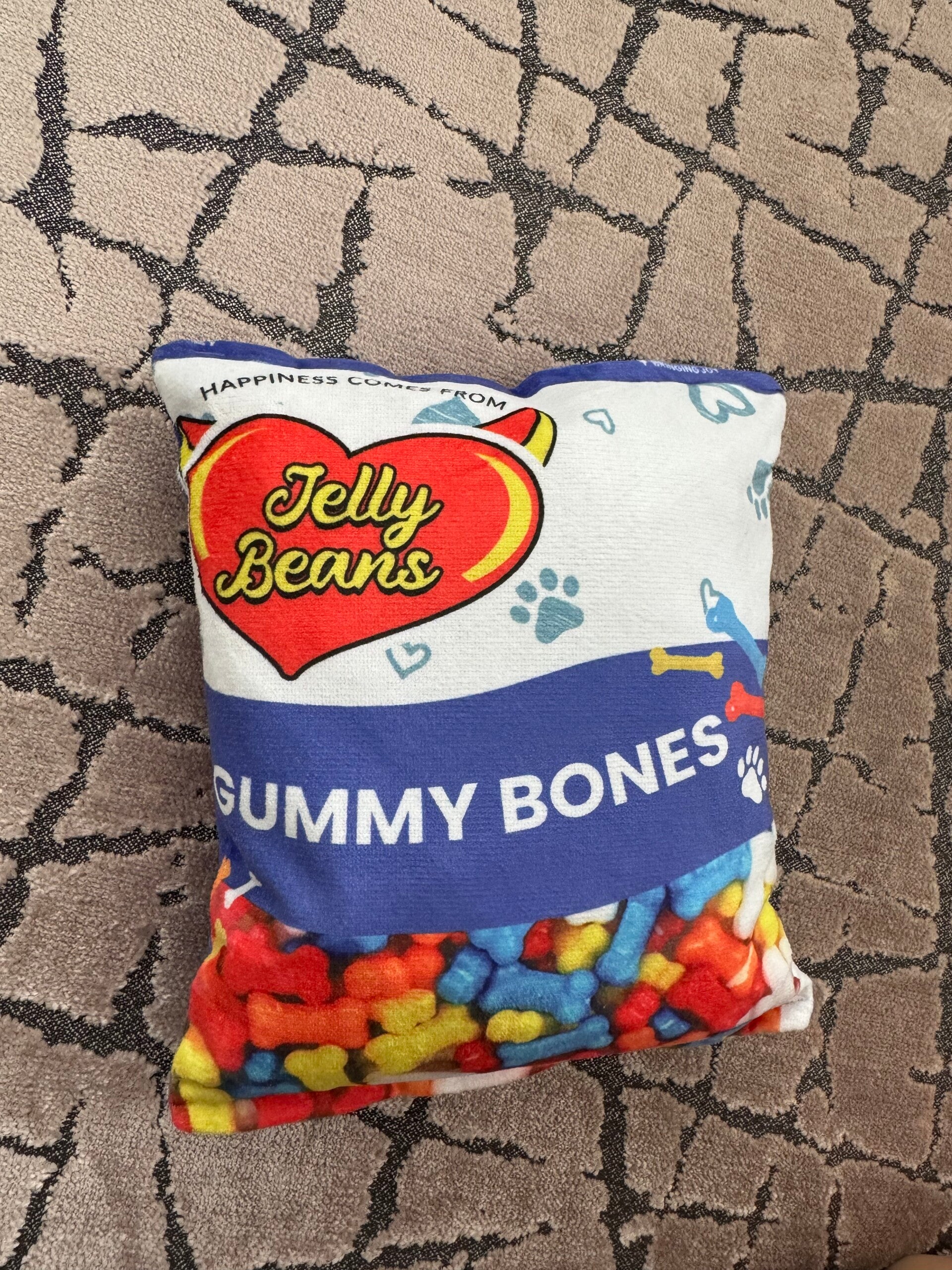 GUMMY BONES TOY