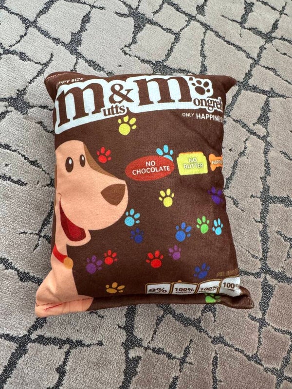 M&M TOY