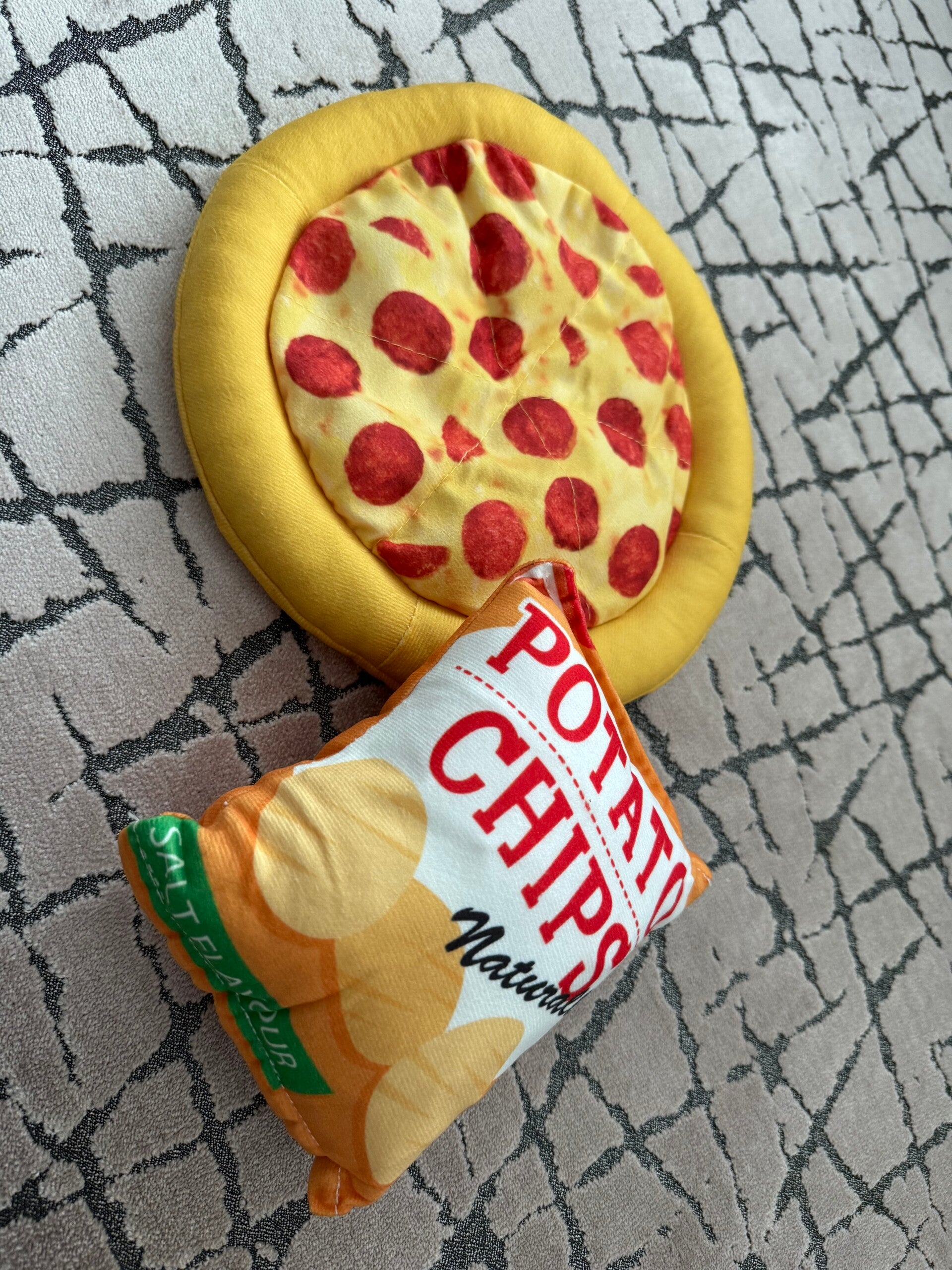 PIZZA & CRISPS TOY SET
