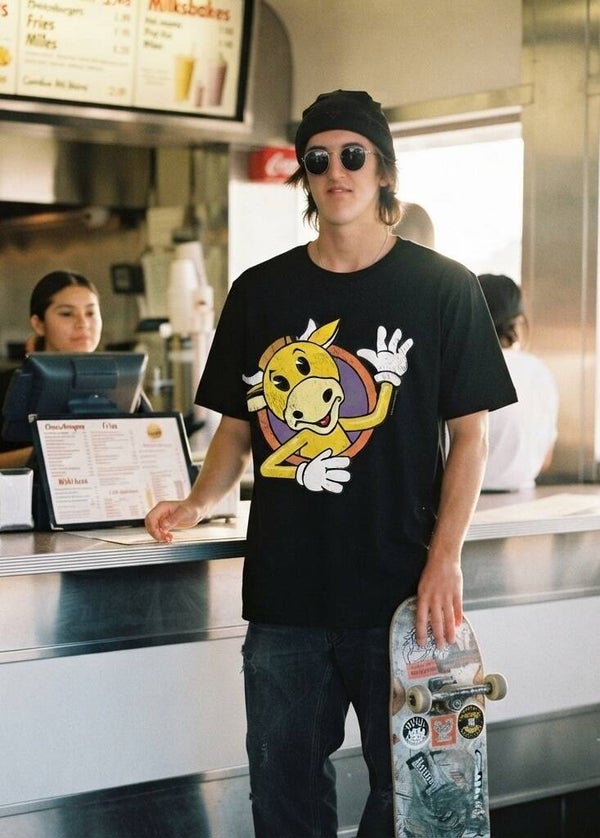 Mooby’s Golden Calf Iconic Fast-Food Tee