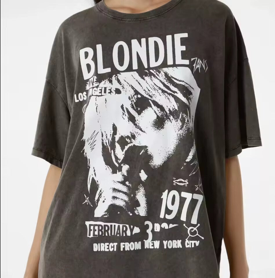 Blondie 1977 Vintage Wash Graphic Tee