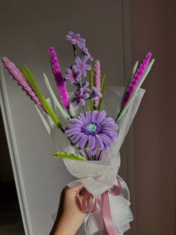 Petit Bouquet Violet – Douceur à Offrir