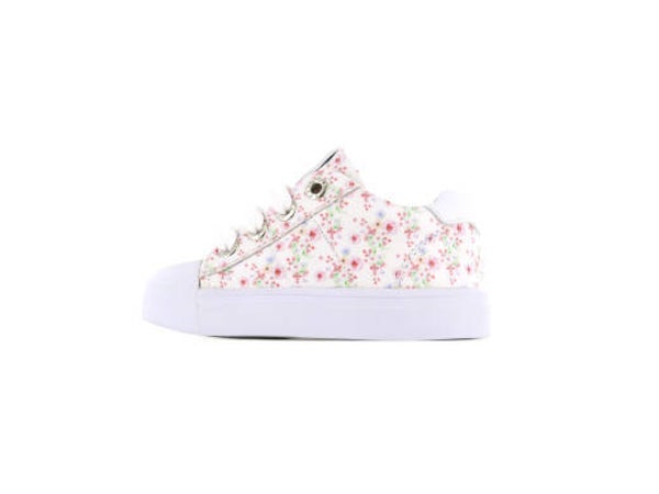 Sneaker met bloemetjes