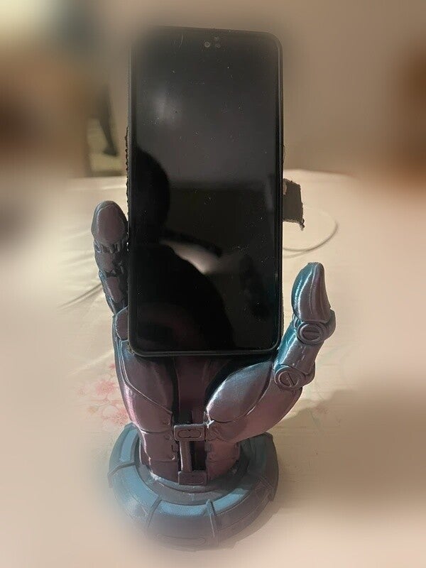 Main support téléphone