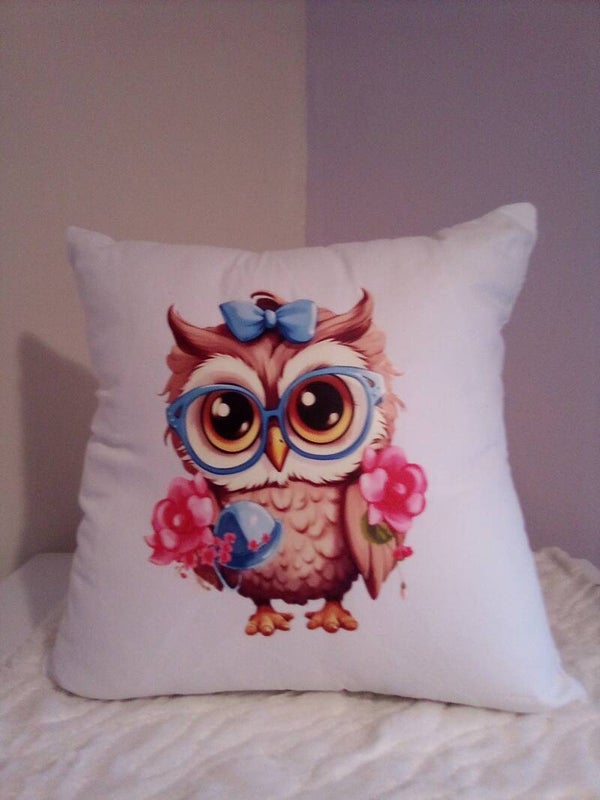 Owl cushion