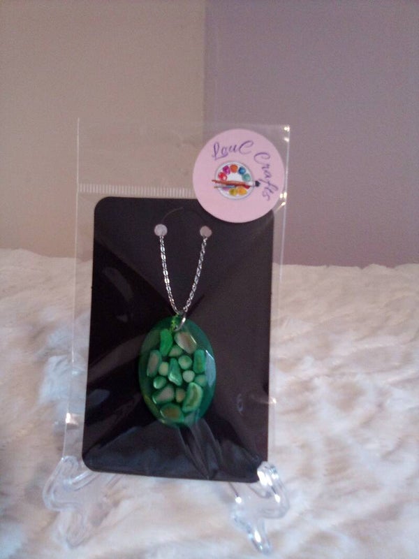 Green Oval Resin Necklace