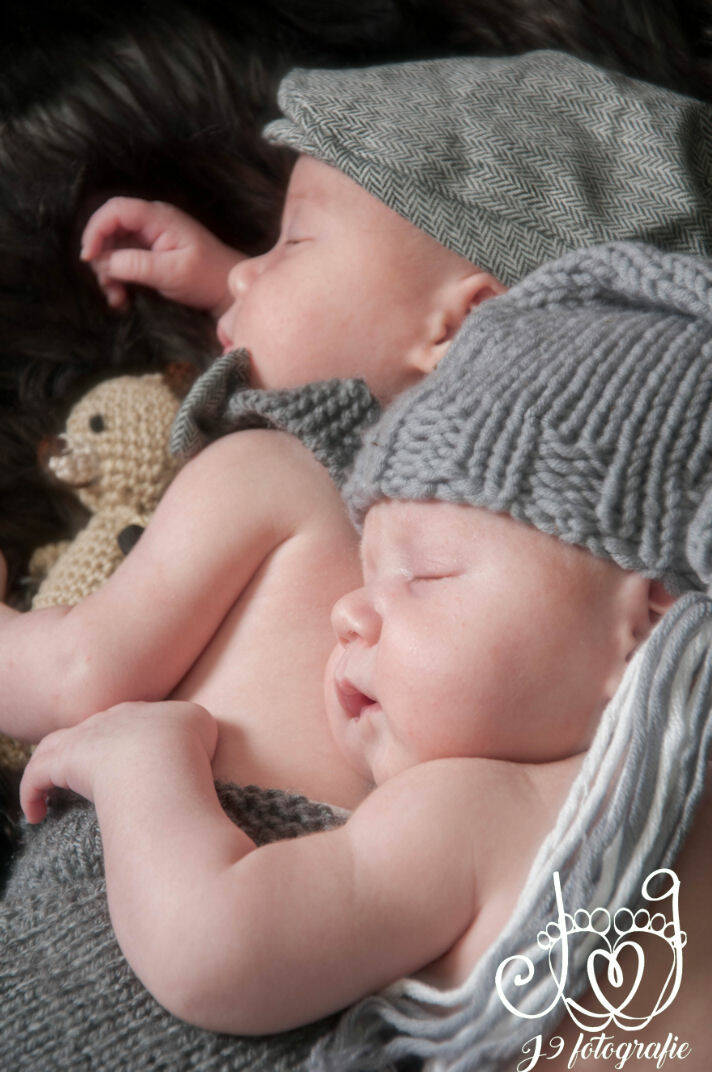 Babyfotografie Weert Limburg Newbornfotografie Fotograaf Weert, newborn baby,  cute baby,  fotoshoot  newbornfotograaf 