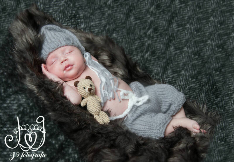 Babyfotografie Weert Limburg Newbornfotografie Fotograaf Weert, newborn baby,  cute baby,  fotoshoot  newbornfotograaf 