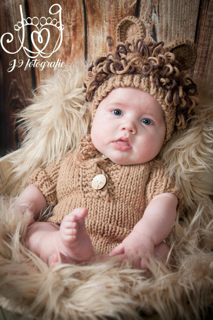 Babyfotografie Weert Limburg Newbornfotografie Fotograaf Weert, newborn baby,  cute baby,  fotoshoot  newbornfotograaf 