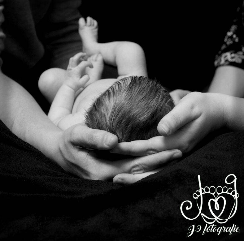 Babyfotografie Weert Limburg Newbornfotografie Fotograaf Weert, newborn baby,  cute baby,  fotoshoot  newbornfotograaf 