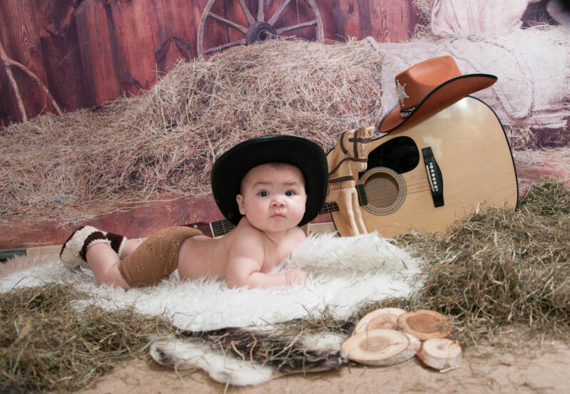 Babyfotografie Weert Limburg Newbornfotografie Fotograaf Weert, newborn baby,  cute baby,  fotoshoot  newbornfotograaf 