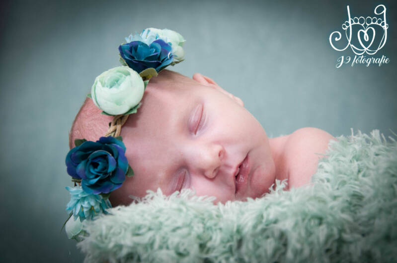 Babyfotografie Weert Limburg Newbornfotografie Fotograaf Weert, newborn baby,  cute baby,  fotoshoot  newbornfotograaf 