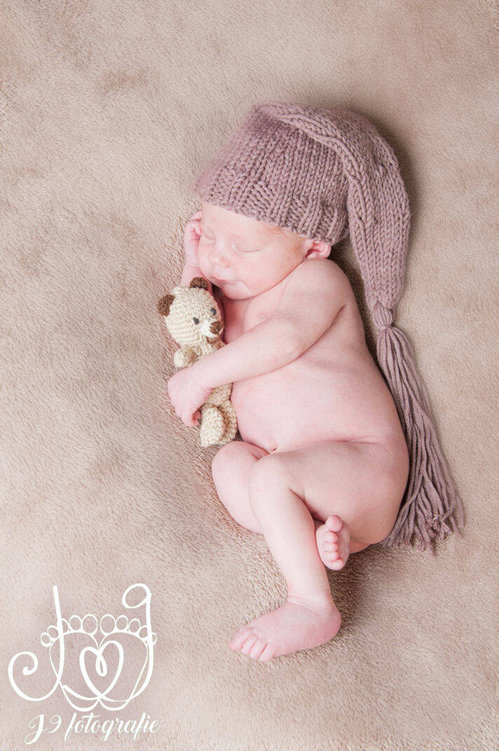 Babyfotografie Weert Limburg Newbornfotografie Fotograaf Weert, newborn baby,  cute baby,  fotoshoot  newbornfotograaf 