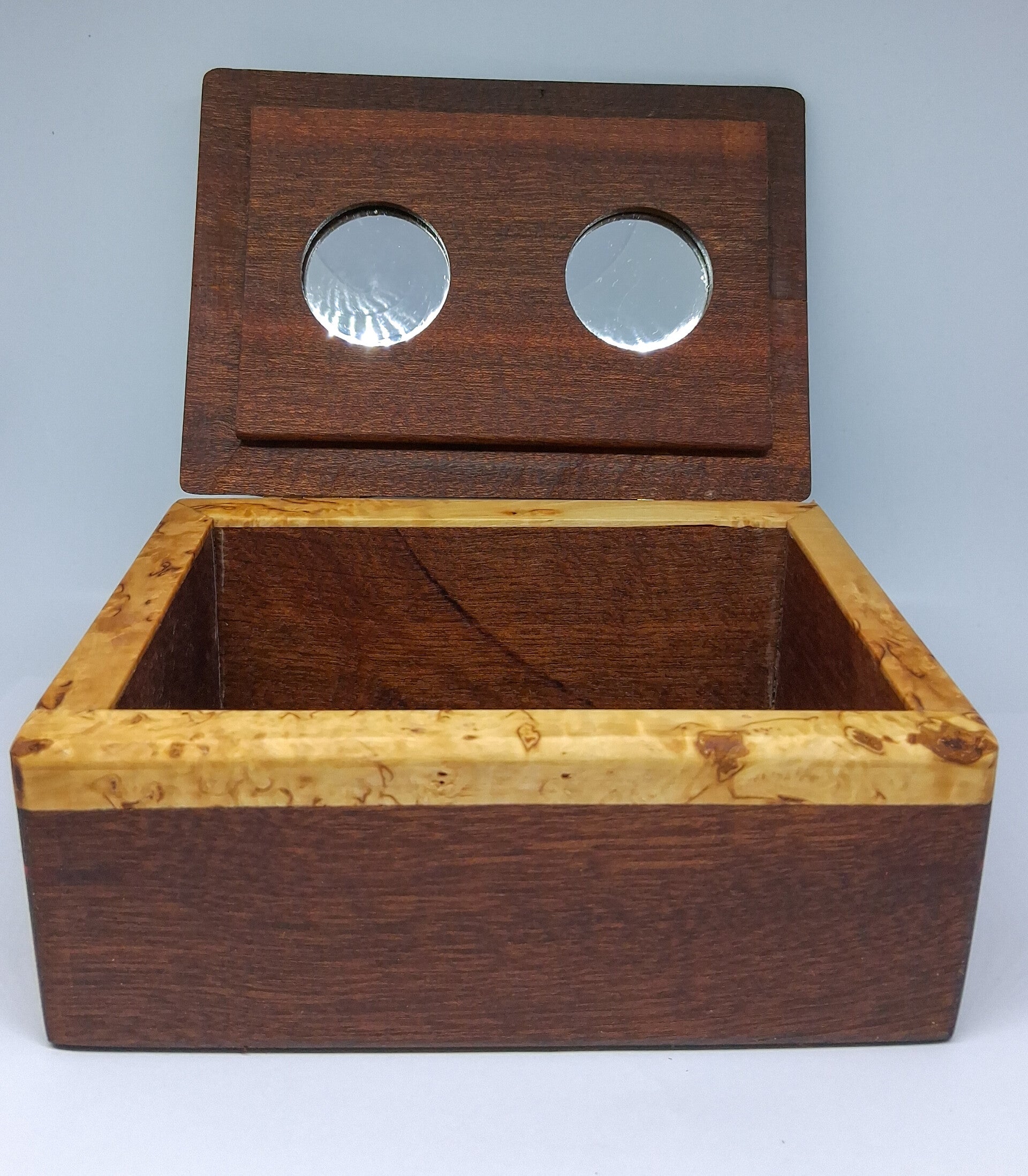 Petite boite à bijoux