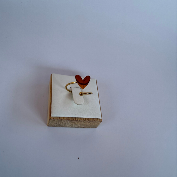 Twisted heart ring gold
