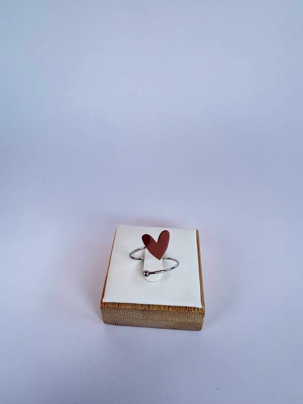 Twisted heart ring silver