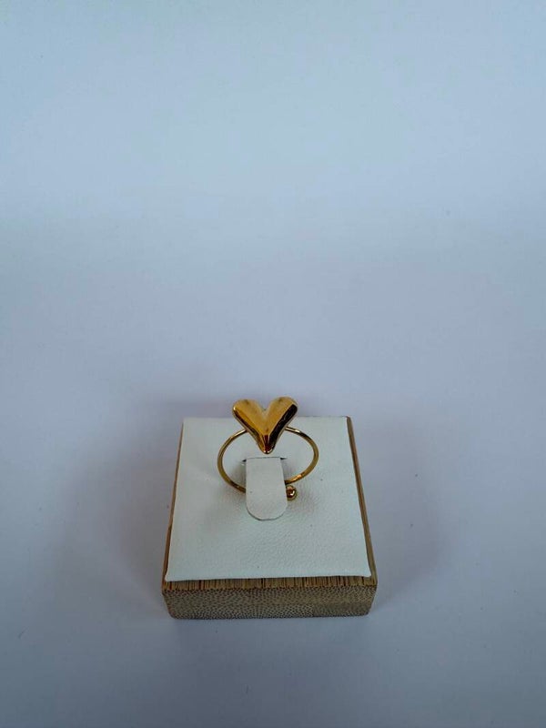 Aesthetic heart ring gold