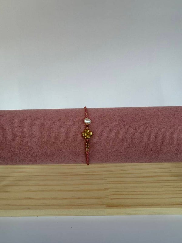 Flower bracelet