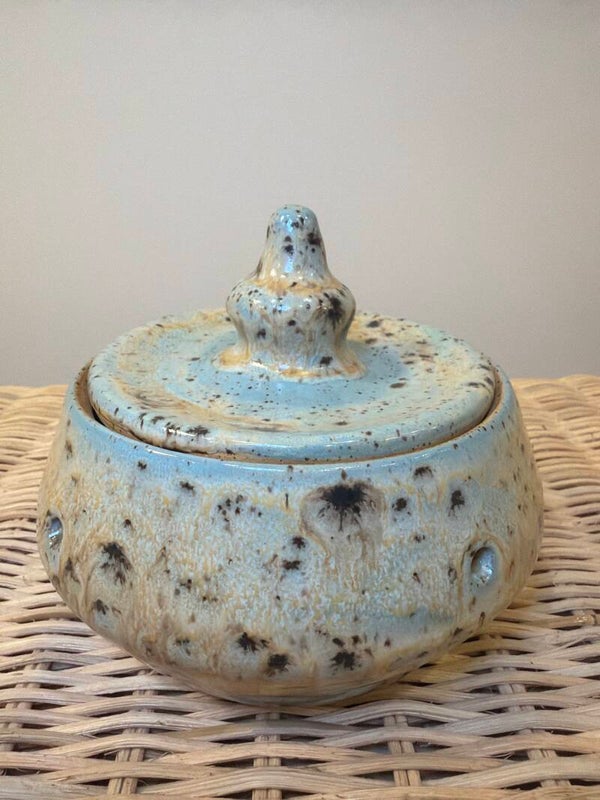 Clay Garlic Keeper