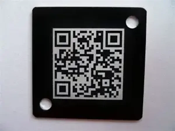 Gepersonaliseerd QR-Code & Logobord
