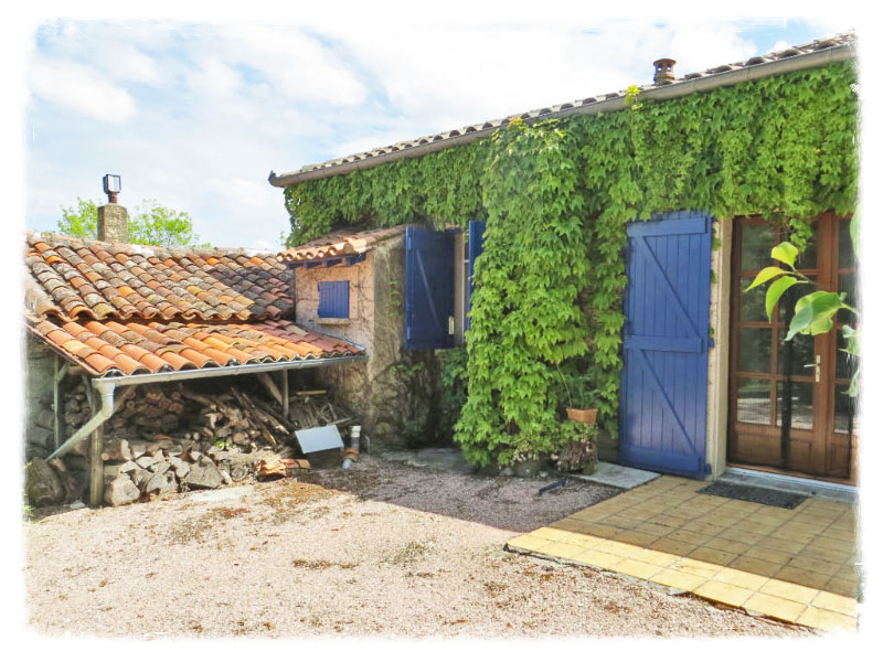 Vrijstaand woonboerderij met uitzicht op de Pyreneeën