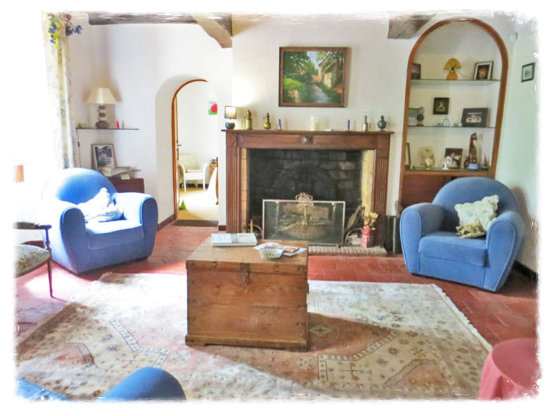 Vrijstaand woonboerderij met uitzicht op de Pyreneeën