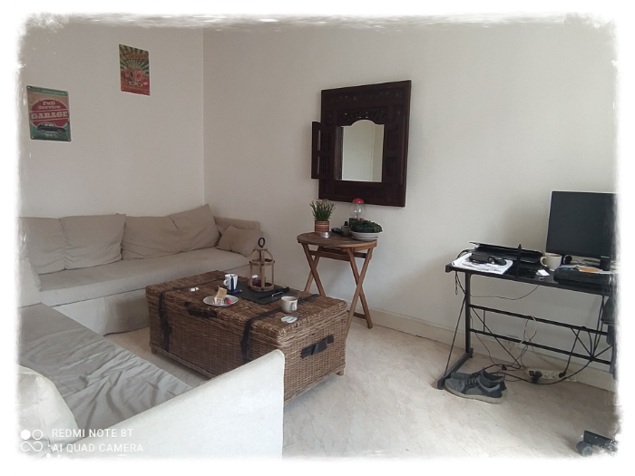 Winkelpand met appartement te koop in de Haute Marne.