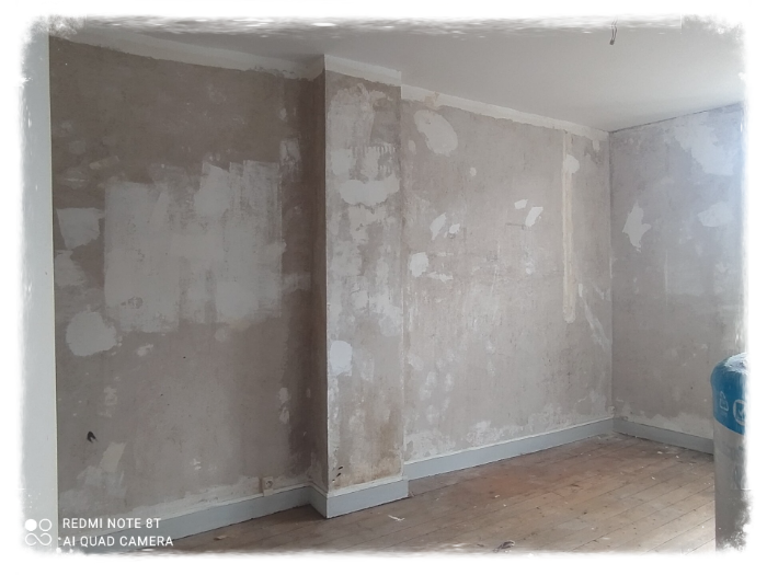 Winkelpand met appartement te koop in de Haute Marne.