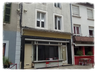 Winkelpand met appartement te koop in de Haute Marne.