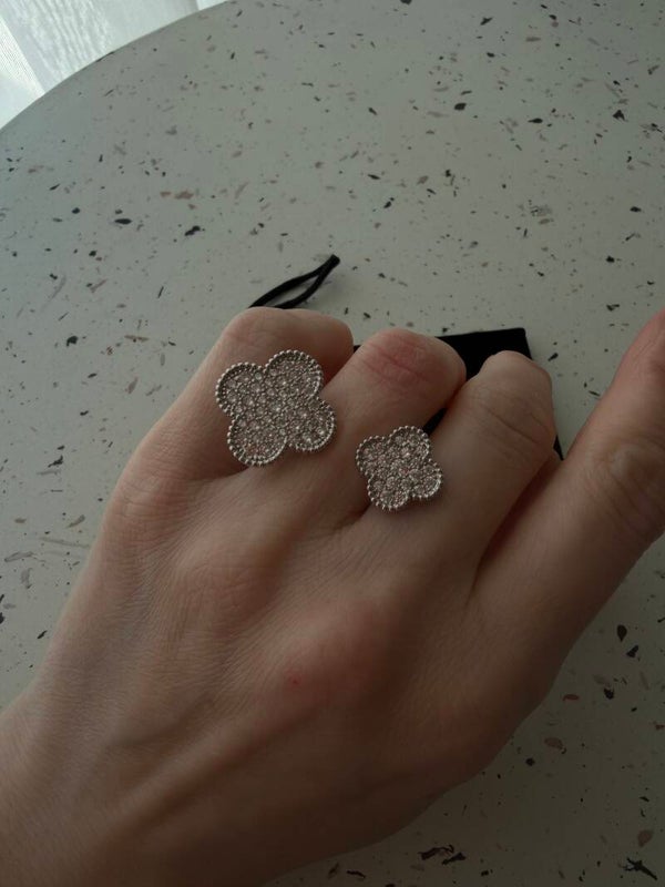 Ring Silber mit Steine