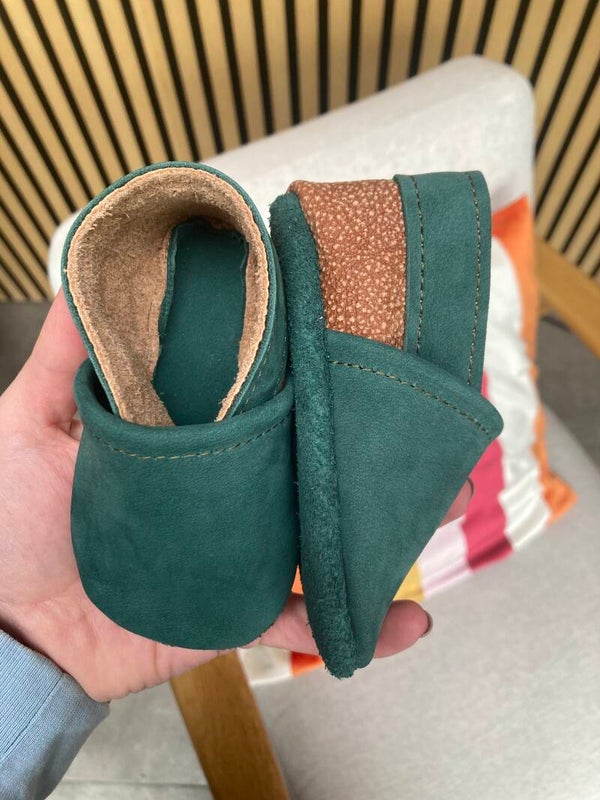 Leren slofjes groen