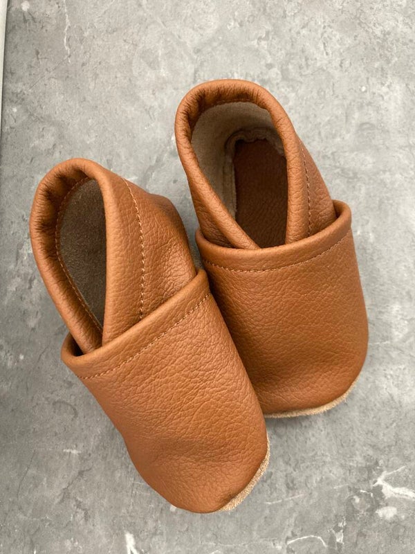 Leren slofjes effen cognac