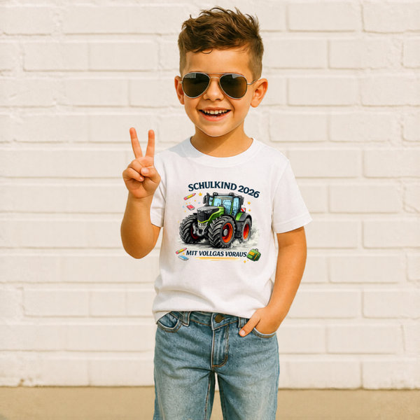 Kinder T-Shirt „Schulkind 2026 – Mit Vollgas voraus“