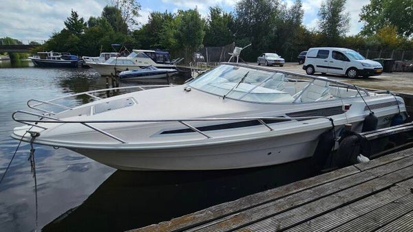 WINDY 800 Noorse Kruiser Mercruiser 260 pk V8 1993