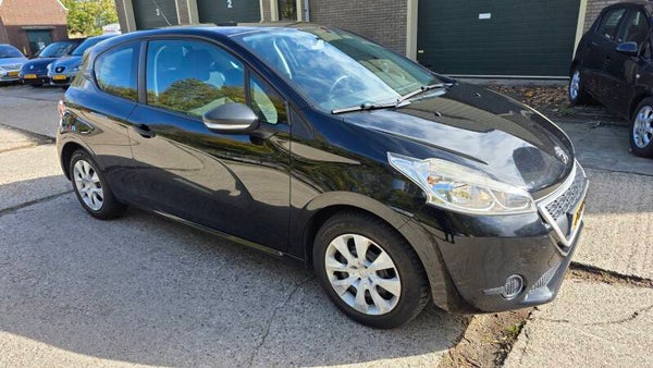 Peugeot 208 1.0 PureTech 2014 191070 km NAP Airco APK  16-07-2026