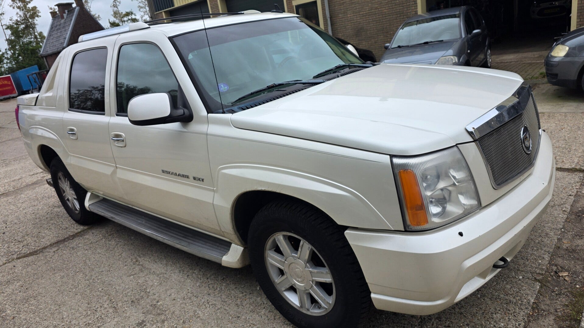 Cadillac Escalade 6.0i LPG Full options! 2006 Dubbele cabine Grijs kenteken