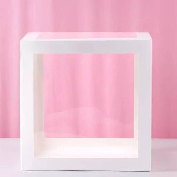 Transparante witte doos met sticker excl ballonnen