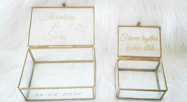 Goudkleurige kistjes (ring en dadel doosjes)