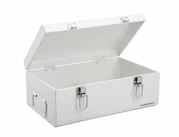 Witte metalen opbergkist