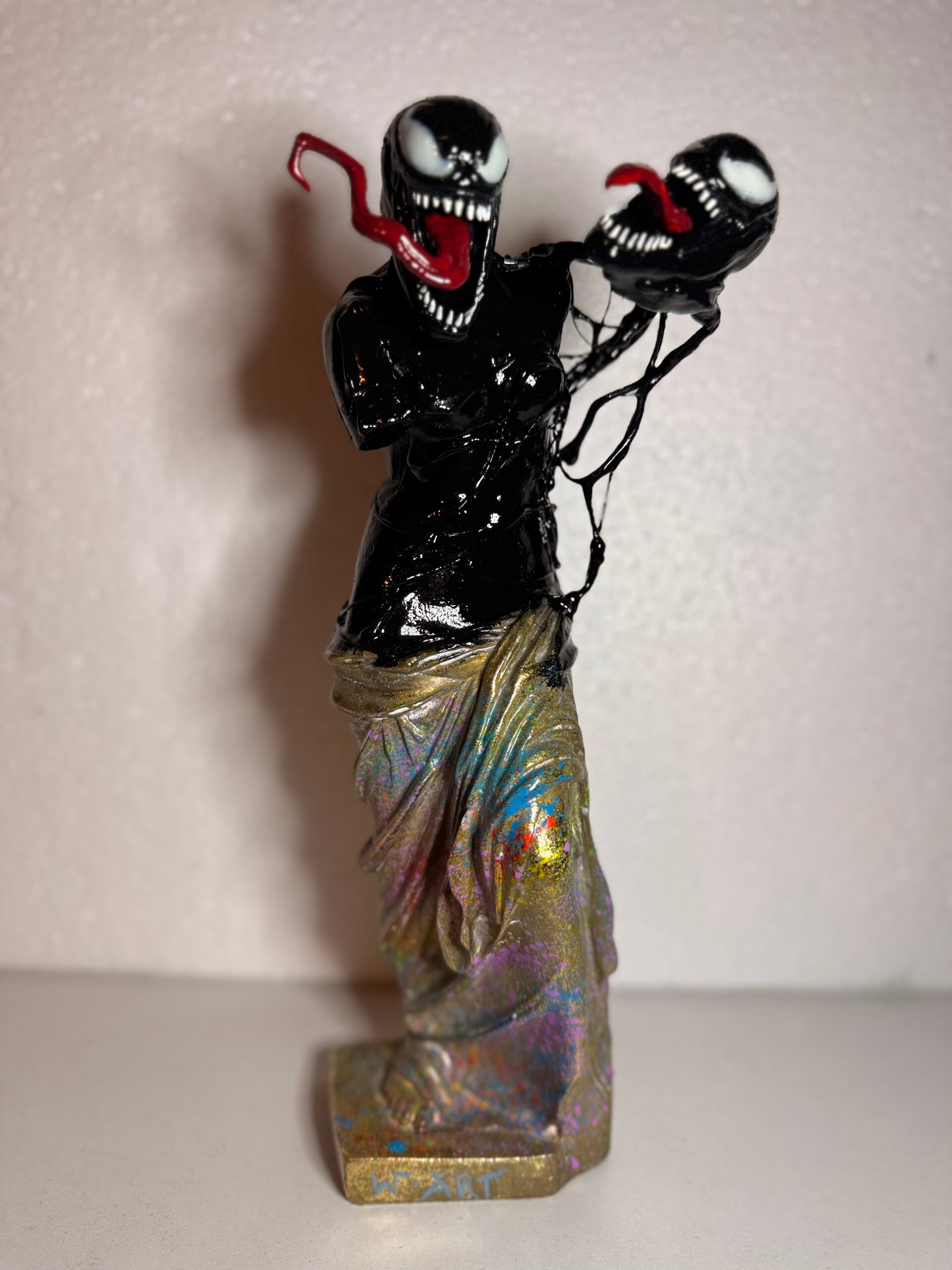 Venom übernimmt die Kunst