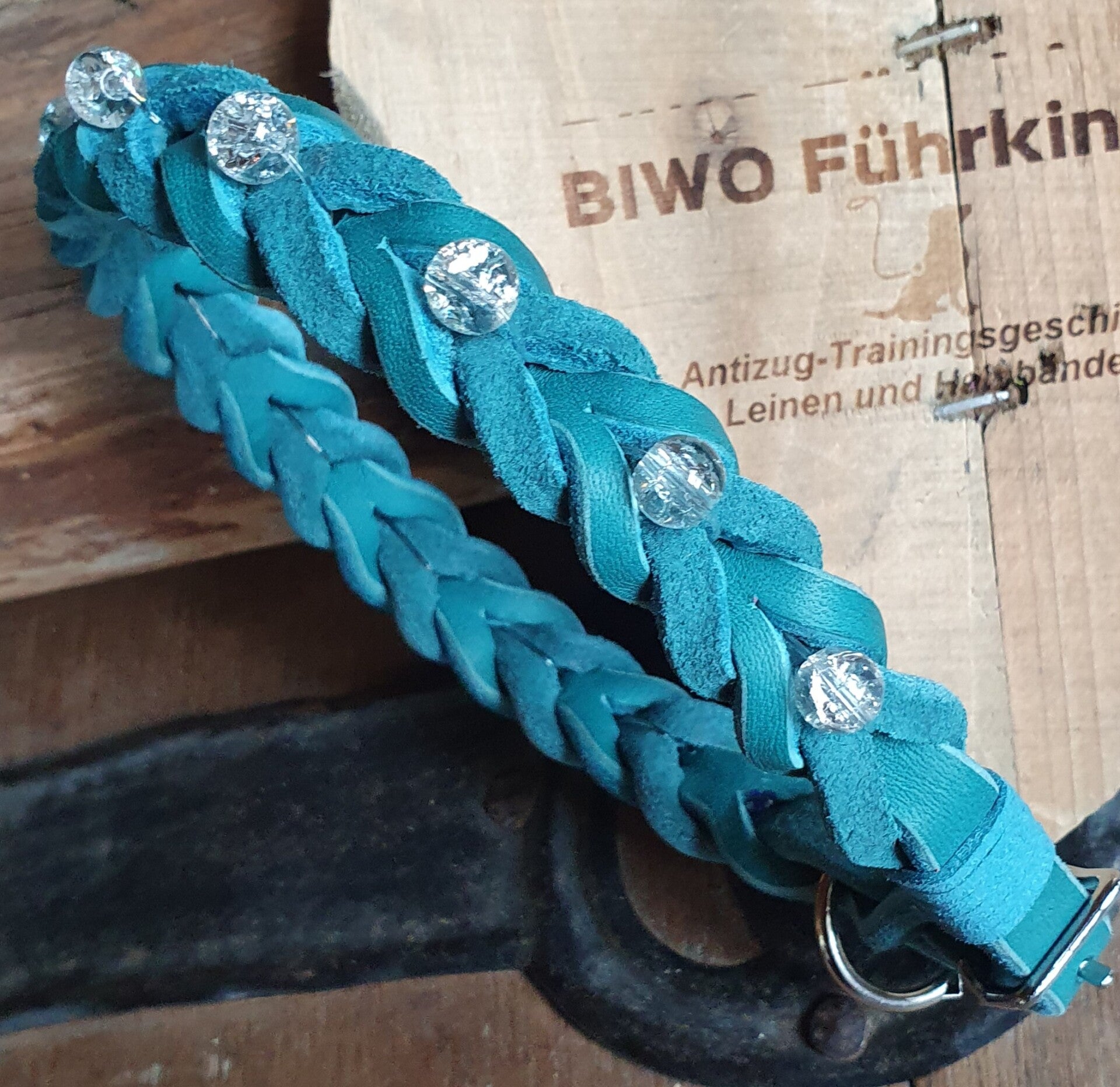 Schmuck-Halsband petrol