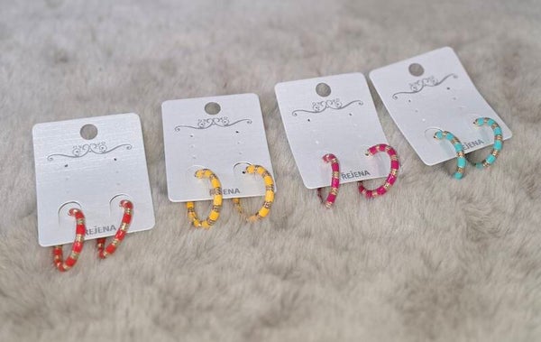 Boucle d'oreilles anneaux de couleurs