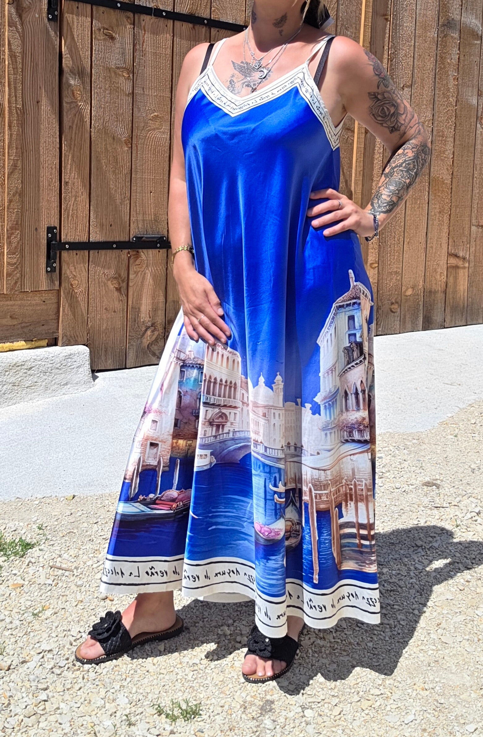 Robe longue satiné imprimé "Venise"