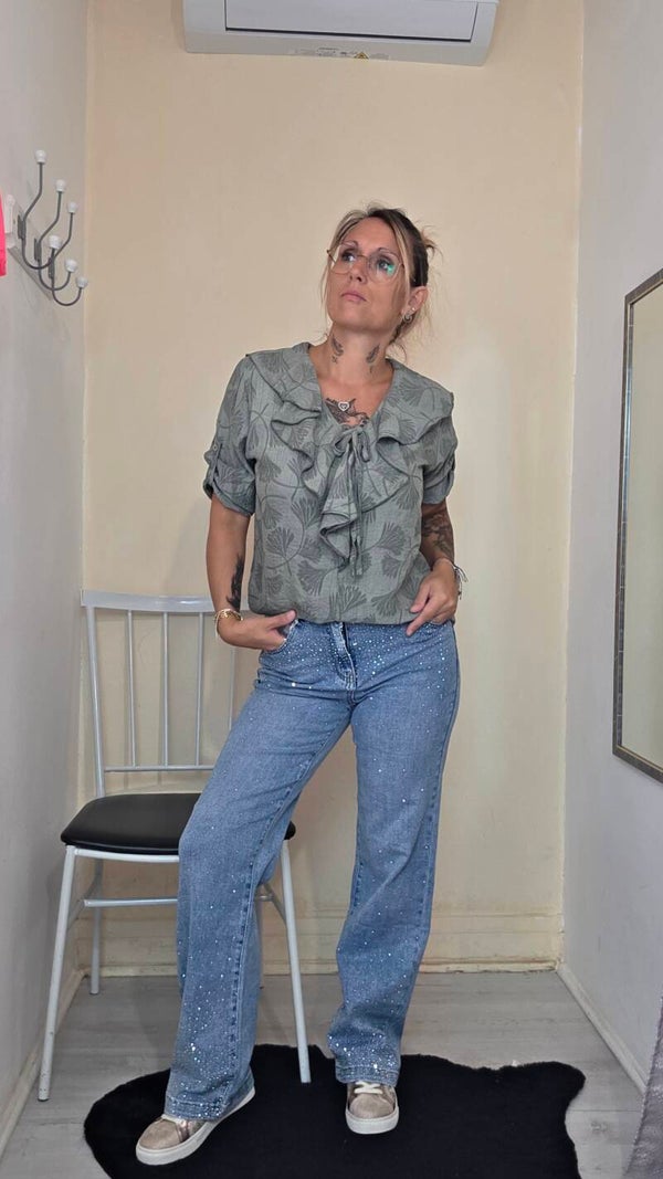 Blouse fluide à volant